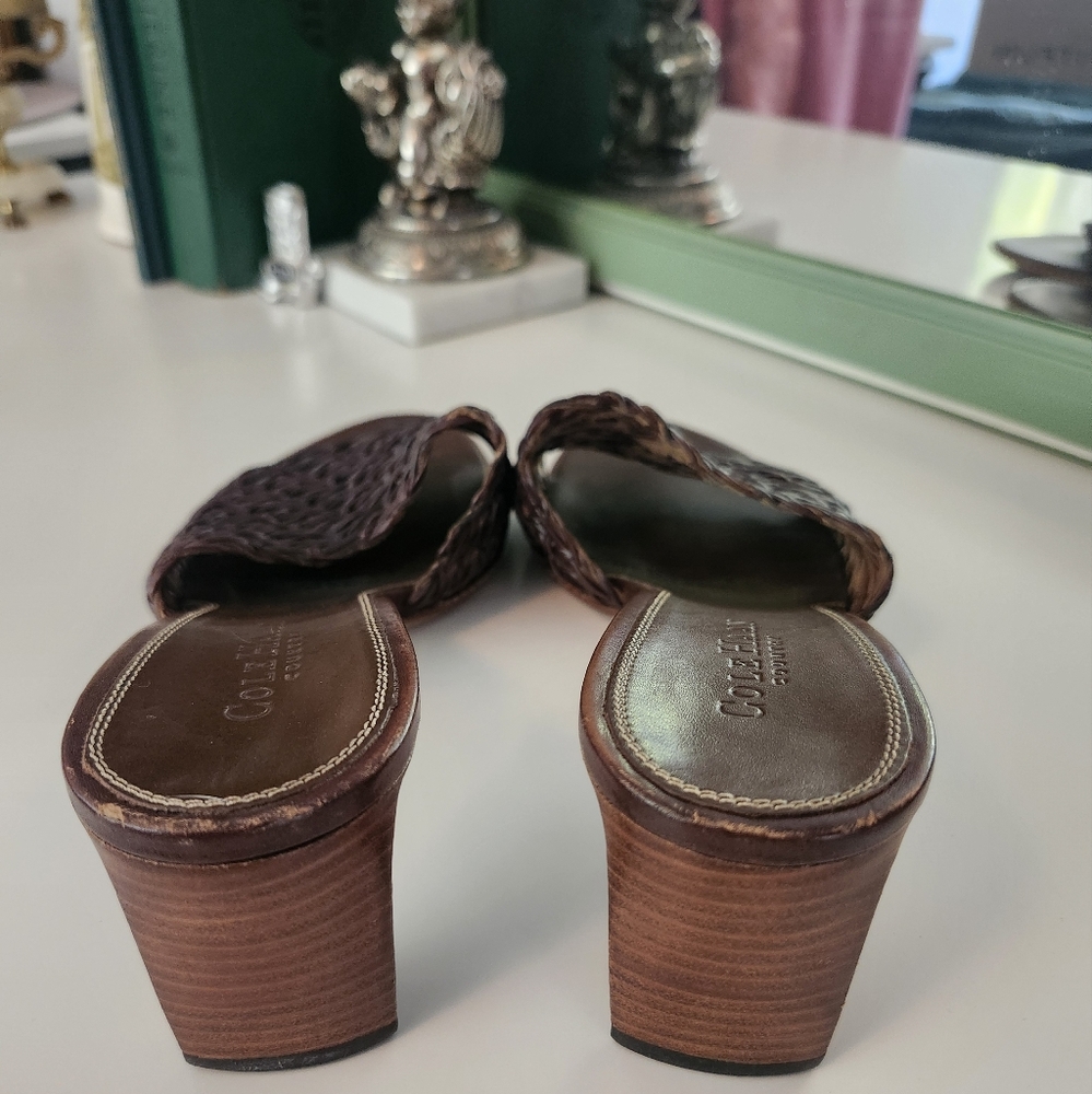 Cole Haan Country Women's Sz 9 Brown Leather Mule Slip On 2.25" Heels - Picture 3 of 7